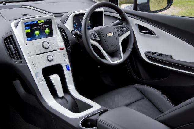 _CHEVROLET_VOLT_070