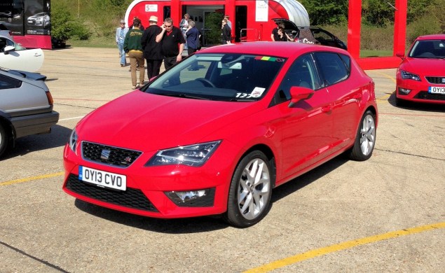 SEAT Leon FR - sharp suit for the third generation model