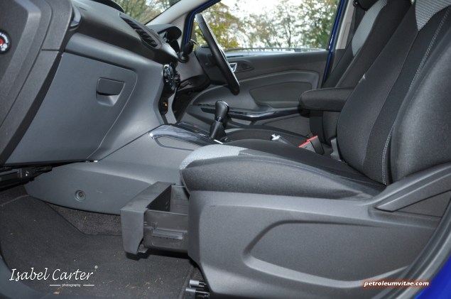 2014 Ford EcoSport 1-litre EcoBoost Titanium UK road test review - photo - interior 2