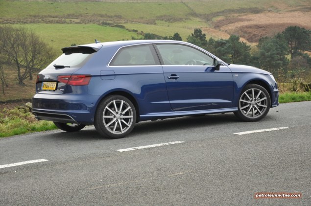 A3 1.4 TFSI CoD S line 150 PS manual full road test blogger review - photo - side 1