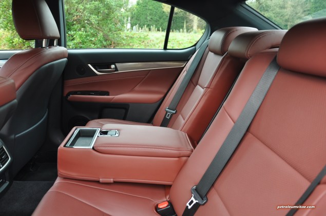 2014 Lexus GS300h-f F Sport road test review blogger - photo - back seats