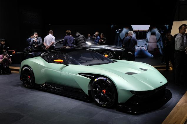 Geneva Motorshow 2015 Aston Martin Vulcan
