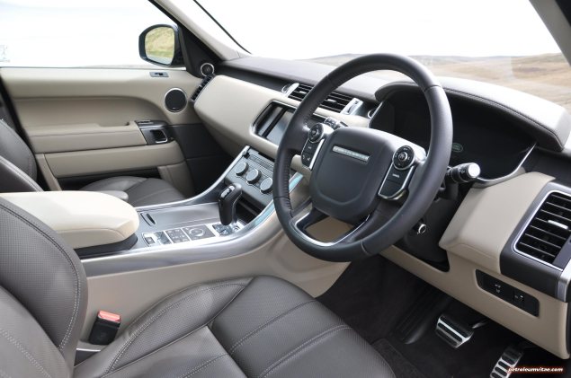 2015 Range Rover Sport SDV6 HSE Dynamic road test review report freelance motoring automotive journalist Oliver Hammond Manchester blogger wallpaper photo - cockpit