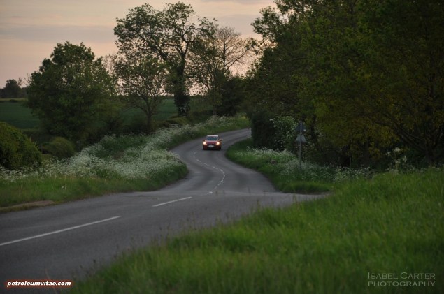 All-new 2015 Mazda2 1.5 90PS SE-L Nav full road test review evaluation report, freelance motoring blogger automotive journalist Oliver Hammond, wallpaper gallery photo - front lane