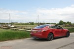 Tesla Model S 85 rear full road test review freelance journalist blogger Oliver Hammond - wallpaper image gallery - estuary rear 34a