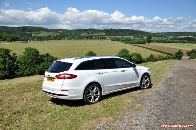 All-new 2015 Mk5 Mark V Ford Mondeo estate Titanium 2.0 Duratorq road test review blog journalist writer Oliver Hammond photos images handling engines litres practical boot rivals Mazda Skoda Passat 01