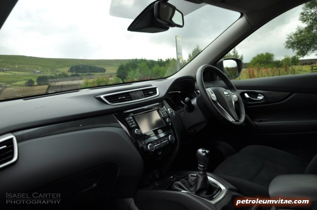2015 Nissan X-Trail Tekna dCi 130 2WD diesel manual road test review comparison wallpaper photo 10