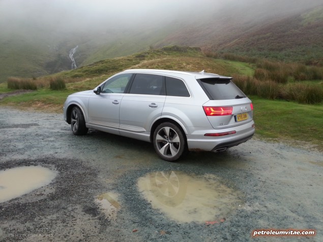 New Audi Q7 3.0 TDI quattro S line 272 PS tiptronic road test review photo wallpaper - exterior 2