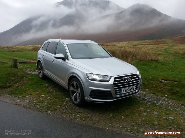 New Audi Q7 3.0 TDI quattro S line 272 PS tiptronic road test review photo wallpaper - exterior