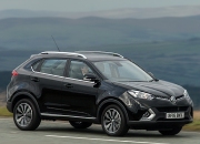 MG GS Exclusive manual road test review UK - motion