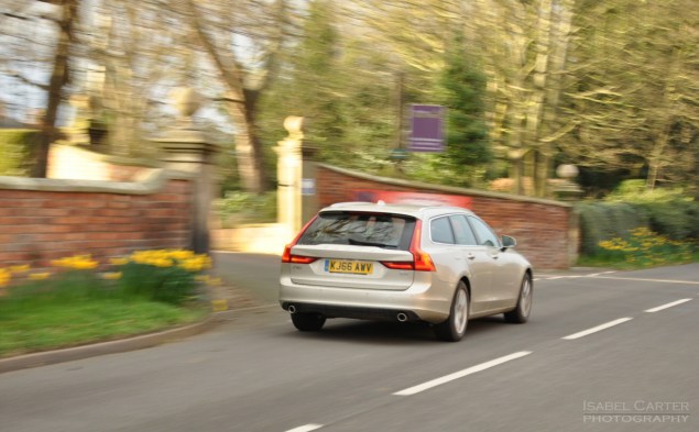 Oliver Hammond road test review Volvo V90 D4 Inscription blogger copywriter Cheshire Crewe Petroleum Vitae wallpaper 02