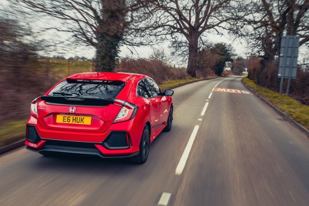2017 Honda Civic 1.0 VTEC Turbo EX manual road test review - rear 34