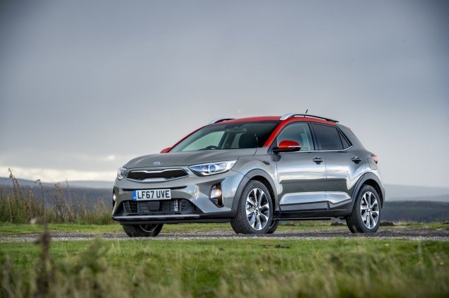 Kia Stonic review Danni Bagnall motoring writer journalist - front