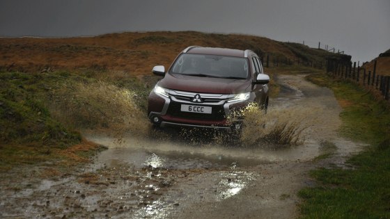 Mitsubishi Shogun Sport road test review Oliver Hammond - photo off-road main - photographer Isabel Carter